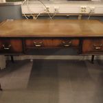 411 4228 WRITING DESK